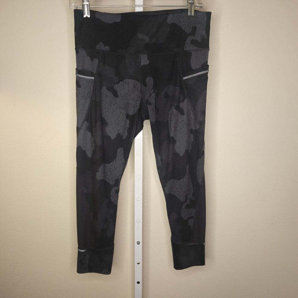 Athleta Chaturanga Black Shadow Camo Leggings Tight Mesh Reflective M 305922